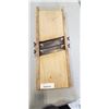 Image 1 : ANTIQUE MENANITE CABBAGE SLICER