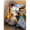 Image 3 : BOX OF STARWARS SHIPS BASES BOOKS ETC