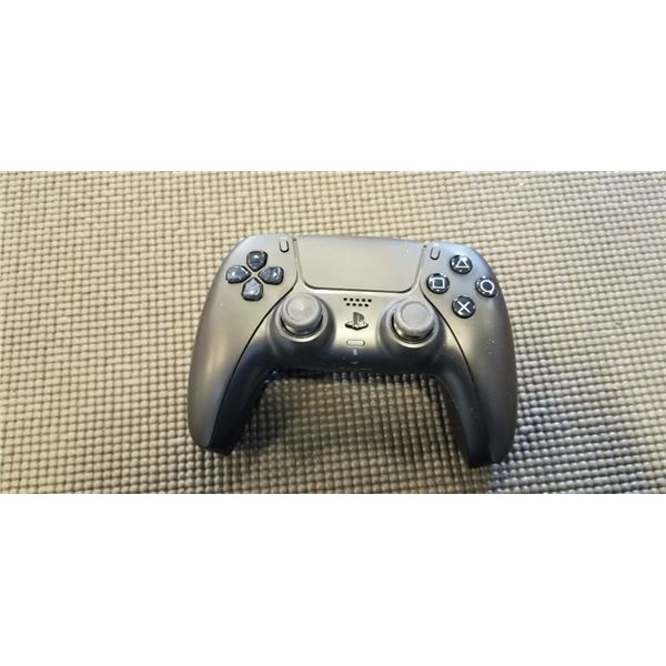 PS5 DUALSENSE WIRELESS CONTROLLER - TESTED WORKING, RETAIL $94