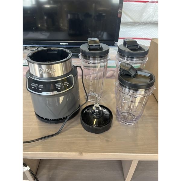 AS NEW NINJA PERSONAL NUTRI-BLENDER PRO - TESTED WORKING, RETAIL $149