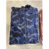 Image 2 : 2  2XL  SWEATERS - ONE BRAND NEW