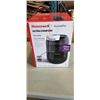 Image 1 : HONEYWELL COOL MIST AND HUMIDIFIER WORKING AS NEW RETAIL $190