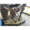 Image 3 : LAWN DEER W/ CEMENT BASE
