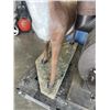 Image 5 : LAWN DEER W/ CEMENT BASE