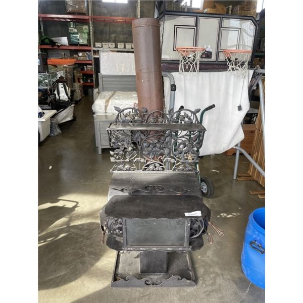 CAST IRON WOOD STOVE