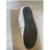 Image 5 : NEW OLUKAI NOHEA HULU BONE / BONE  SIZE WOMENS 7