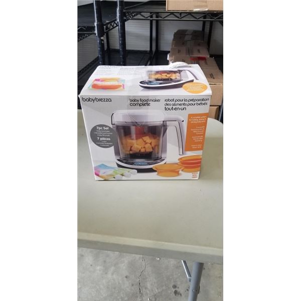 BABY BREZZA FOOD MAKER COMPLETE - TESTED WORKING, RETAIL $139