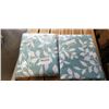 Image 2 : BOX OF NEW BATHROOM ITEMS INCLUDING RUSTIC LOOKING TOWEL HOLDERS AND SHOWER CURTAINS