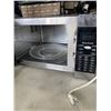 Image 2 : SANYO MICROWAVE