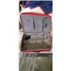 Image 3 : 2 HEYS ROLLING SUITCASES
