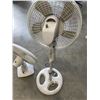 Image 3 : FLOOR AND TABLE FANS