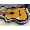 Image 4 : CONN ACCOUSTIC GUITAR IN HARD CASE - NEEDS NEW STRINGS
