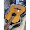 Image 5 : CONN ACCOUSTIC GUITAR IN HARD CASE - NEEDS NEW STRINGS