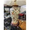 Image 2 : HAND PAINTED EASTER LAMP