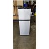 Image 1 : MAGIC CHEF MINI FRIDGE AND FREEZER