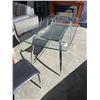 Image 5 : 3 PC MODERN GLASS AND CHROME DINNETTE SET