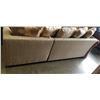 Image 7 : 2 PC RATTANSECTIONMAL SOFA, GOOD CLEAN CONDITION