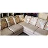 Image 8 : 2 PC RATTANSECTIONMAL SOFA, GOOD CLEAN CONDITION
