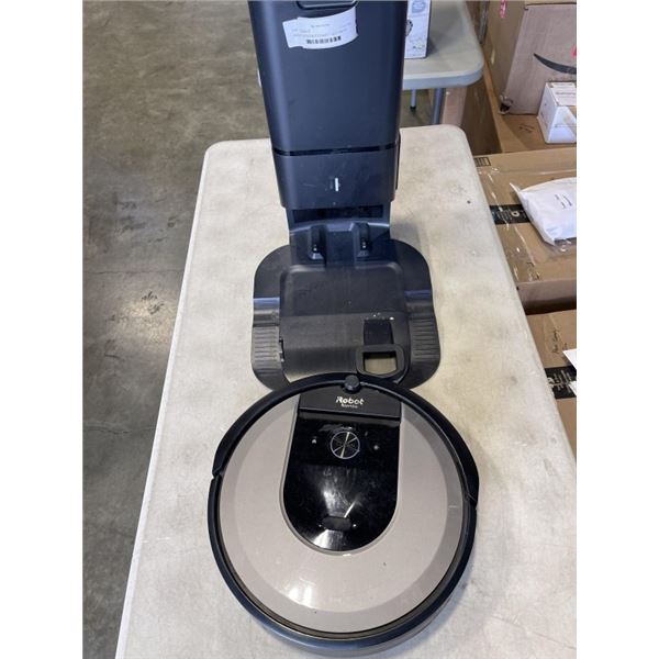 IROBOT I8 PLUS WI-FI CONNECT SELF EMPTY ROBOT VACUUM WORKING