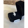 Image 3 : NEW PLATINUM PLATED 1.0CT SIMULATED DIAMOND (CZ) MANS RINGS, RESIZEABLE