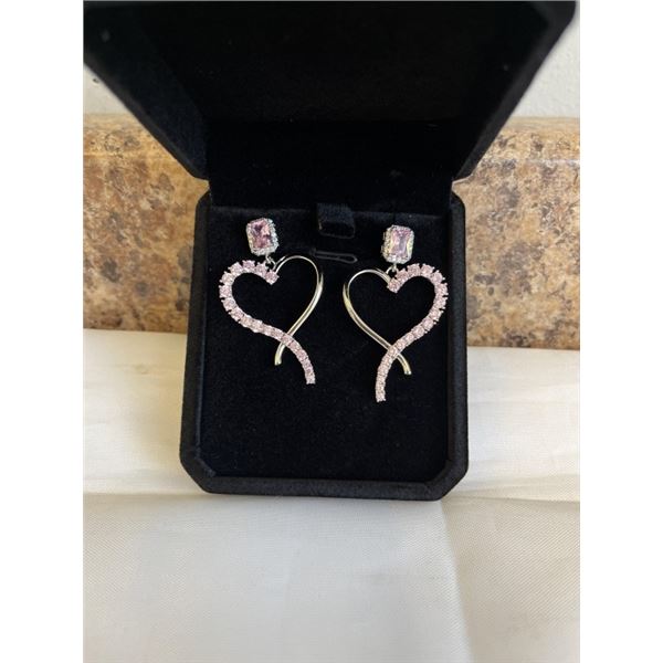 NEW PLATINUM PLATED 1.0CT EACH EMERALD CUT PINK SIMULATED DIAMOND (CZ) HEART DANGLE EARRINGS