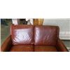 Image 3 : BROWN LEATHER LOVESEAT WITH BRASS NAILHEAD ACCENTS