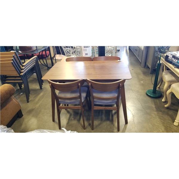 MID CENTURY STYLE WALNUT DINING TABLE WITH 4 MATCHING CHAIRS
