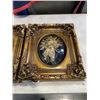 Image 5 : 2 CASED AND FRAMED REAL HAWAIIAN FLOWERS AND LEAVES