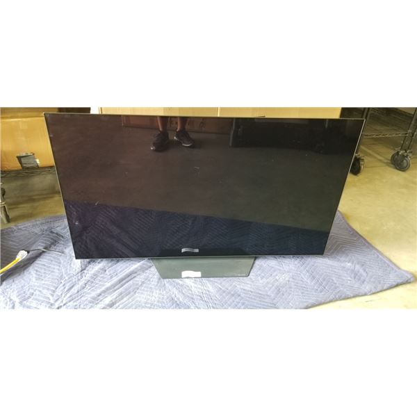 CONDI LG OLED 55 INCH WITH REMOTE, WORKING, IN GOOD CONDITION, MODEL OLED55B9PUA