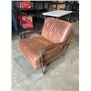 Image 2 : MODERN BROWN LEATHER ACCENT ARMCHAIR, WEAR ON ARMS BUT NO RIPS OR TEARS