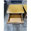 Image 3 : PAIR OF VINTAGE RATTAN AND BAMBOO SIDE TABLES