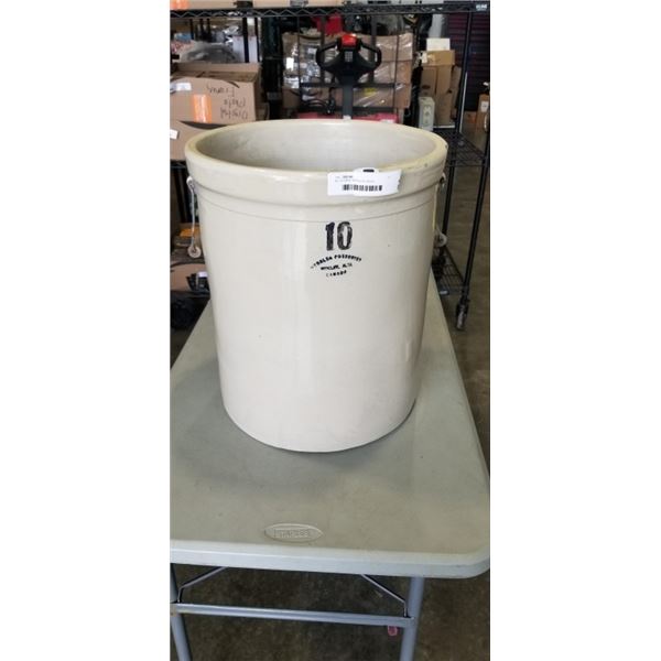 NO 10 LARGE MEDALTA CROCK