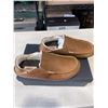 Image 2 : NEW OLUKAI MOLOA SLIPPER TOFFEE / DK WOOD  SIZE MENS 9