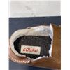 Image 5 : NEW OLUKAI MOLOA SLIPPER TOFFEE / DK WOOD  SIZE MENS 9