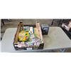 Image 1 : TRAY OF NEW ART SUPPLIES