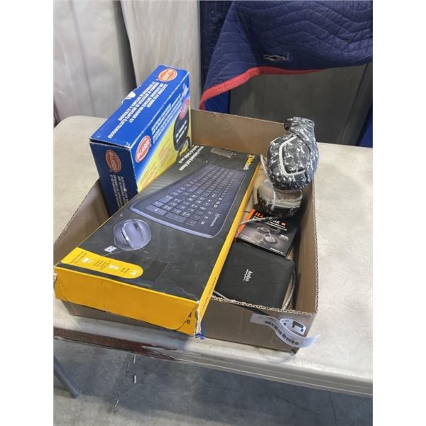 BOX OF ASSORTED ELECTRONICS INCLUDING STUD FINDER, BLACKWEB COMPUTER KEYBOARD, PODZ HEADPHONES ETC
