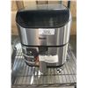 Image 1 : BELLAPRO 5.7L TOUCHSCREEN AIR FRYER - TESTED WORKING, RETAIL $219