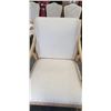 Image 3 : OVERSIZED DECORATIVE SOLID WOOD ACCENT CHAIR
