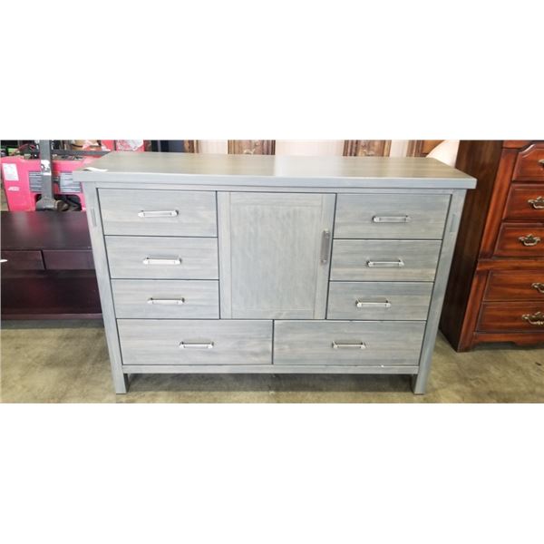 MAKO SOLID WOOD HUDSON 8 DRAWER DRESSER, VERY GOOD CONDITION
