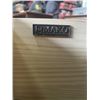 Image 4 : PAIR OF MAKO FURNITURE HUDSON 2 DRAWER NIGHT STANDS