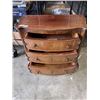 Image 2 : 3 DRAWER VINTAGE LOOK DRESSER