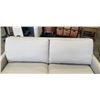 Image 2 : AMERICAN LEATHER COMPANY FABRIC PULL OUT SOFA BED WITH MEMORY FOAM MATTRESS