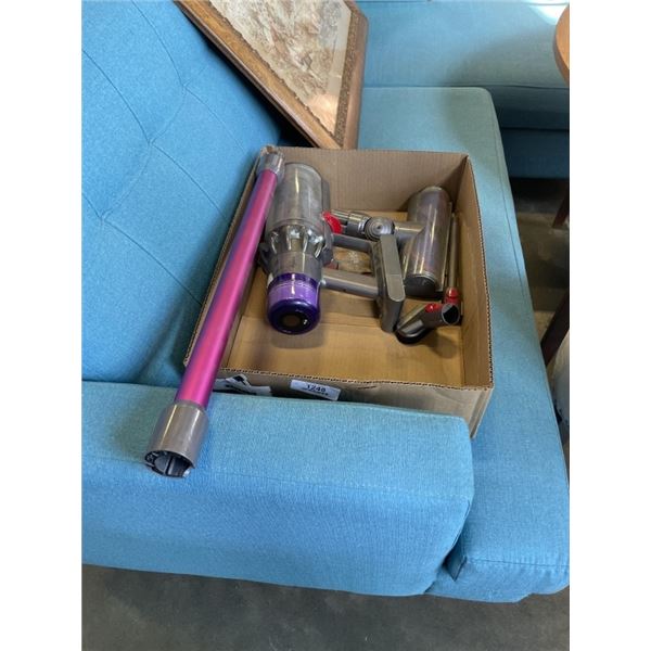 DYSON V11 TORQUE DRIVE CORDLESS VACUUM - WORKING, W/ ACCESSORIES SHOWN