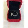 Image 4 : 3.00 CT GRA CERTIFIED ROUND BRILLIANT CUT MOISSANITE STONE VVS DARK GREEN COLOR WITH 12 ROUND BRILLI