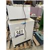 Image 3 : LAB EQUIPMENT