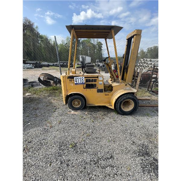 1968 BAKER FJF040M05 Forklift - Mast