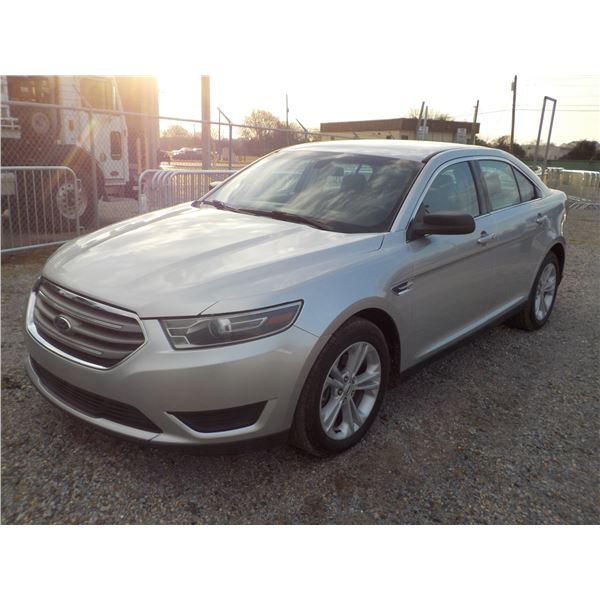 2018 FORD TAURUS Automobile