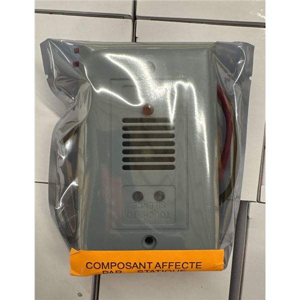 20-Pcs Edwards 683-1C Mini Horn 1G BG C/W sig sil & LED