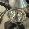 Image 3 : Professional Zulay Kitchen Manual Press Juicer - R.V. $139.100