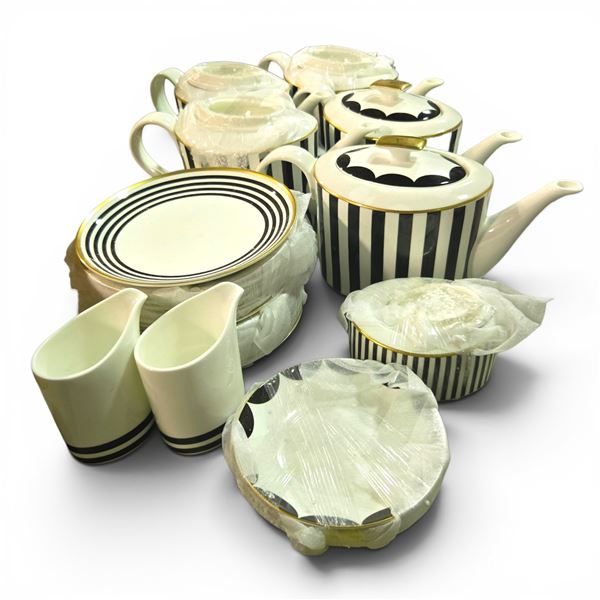 New Tea Set Satori Black & White - includes Tea pots/Plates/Creamer & Sugar Jar